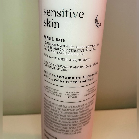Bath & Body Works Sensitive Skin Colloidal Oatmeal Soothing Bubble Bath 10.75 oz - Picture 7 of 10